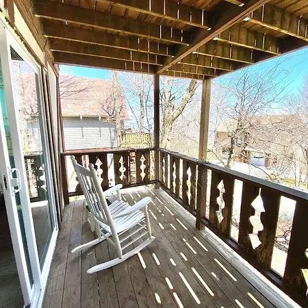 Cozy Charming Ski Chalet Sleeps 11 Beech Mountain Exterior photo
