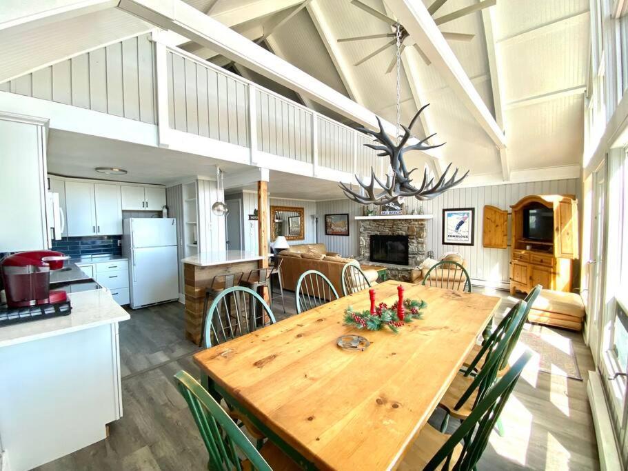 Chalet Cozy Charming Sleeps 11