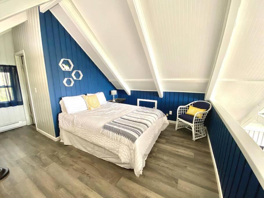 Chalet Cozy Charming Sleeps 11 Beech Mountain